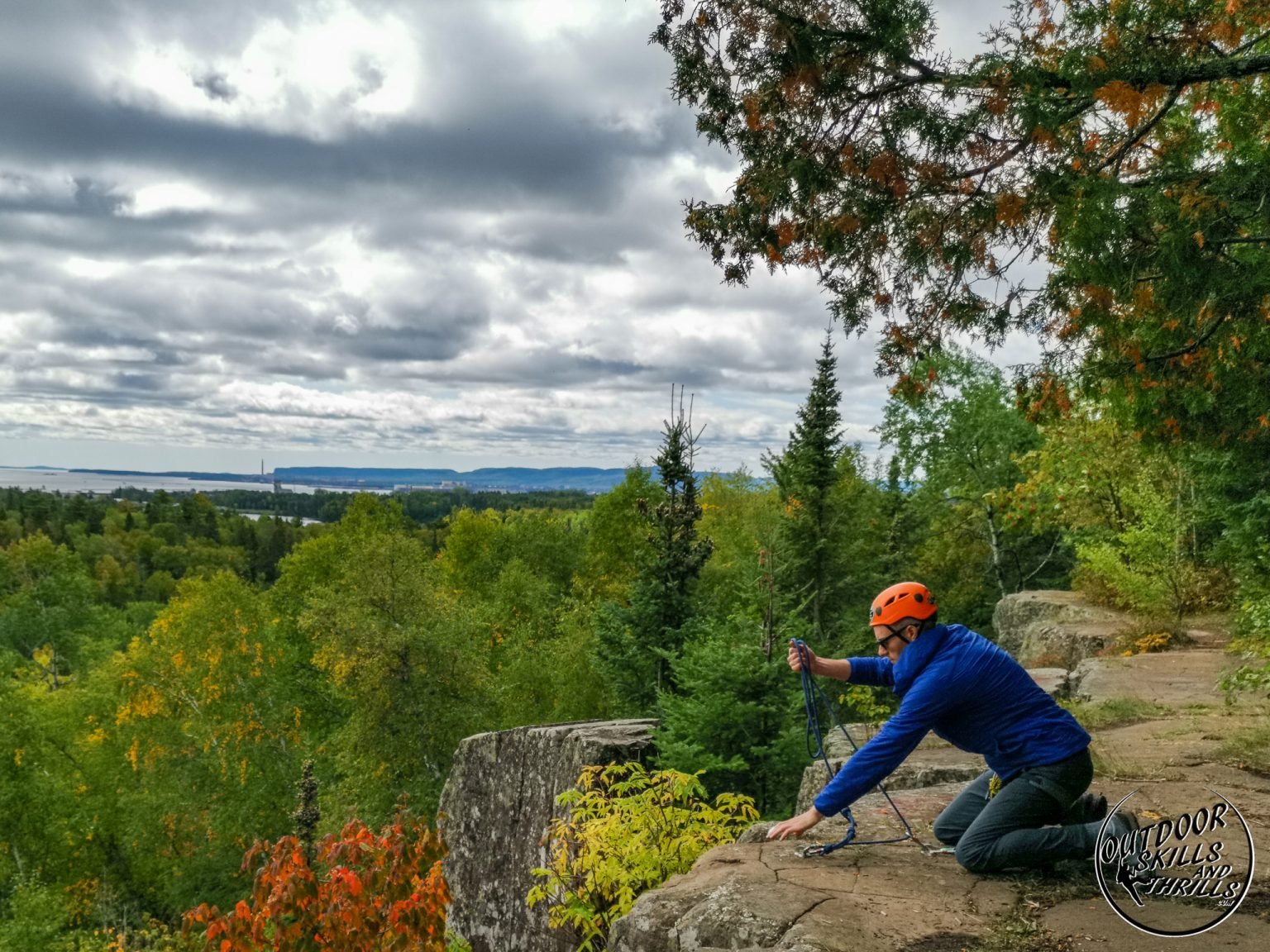 Top Rope Anchors & Rappelling Course Outdoor Skills And Thrills